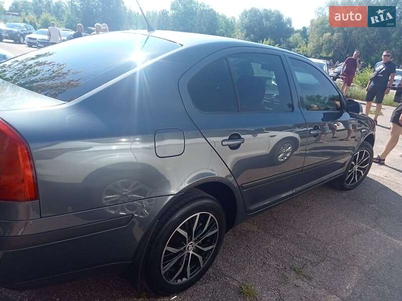 Лифтбек Skoda Octavia 2008 в Чернигове