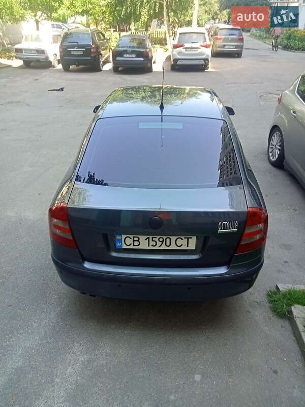 Лифтбек Skoda Octavia 2008 в Чернигове
