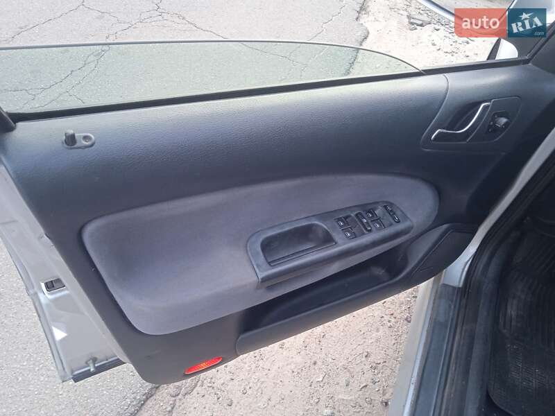 Ліфтбек Skoda Octavia 2004 в Ніжині