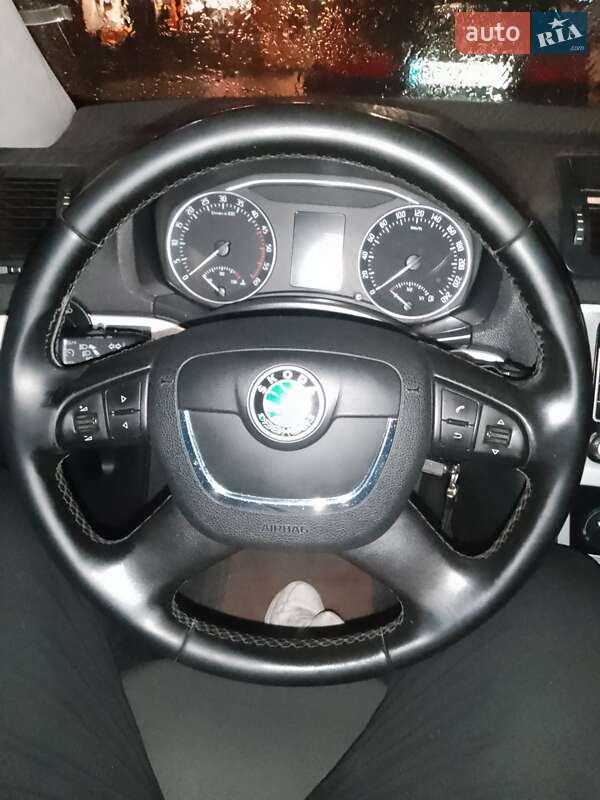 Универсал Skoda Octavia 2009 в Львове