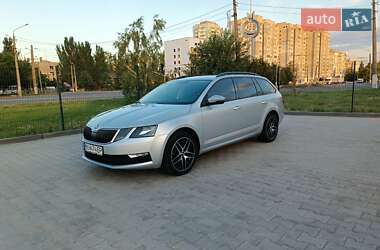 Універсал Skoda Octavia 2018 в Тернополі