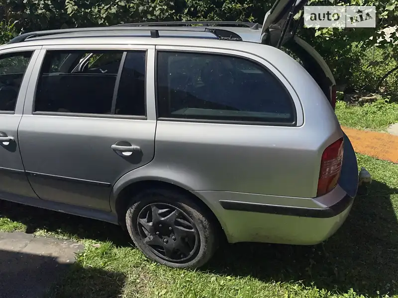 Универсал Skoda Octavia 2001 в 