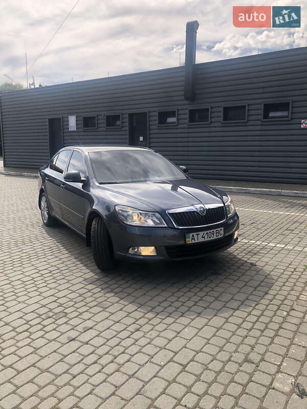 Лифтбек Skoda Octavia 2011 в 