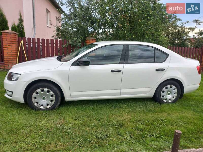Лифтбек Skoda Octavia 2014 в Стрые