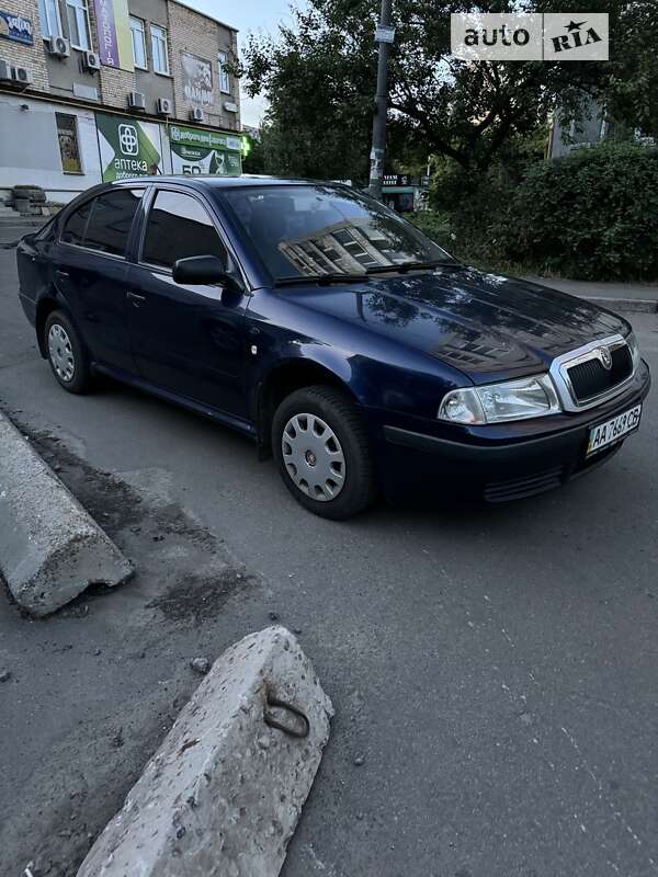 Ліфтбек Skoda Octavia 2000 в Києві