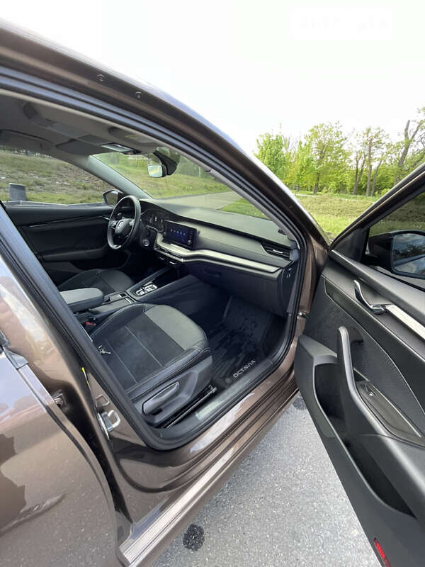 Ліфтбек Skoda Octavia 2020 в Кривому Розі