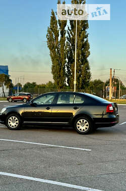 Лифтбек Skoda Octavia 2010 в Житомире