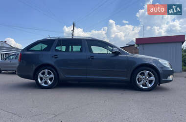Универсал Skoda Octavia 2011 в 