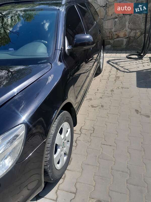 Універсал Skoda Octavia 2011 в Яремчі