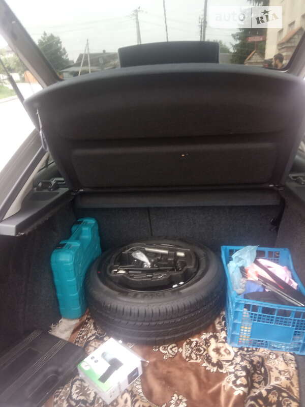 Лифтбек Skoda Octavia 2007 в Староконстантинове