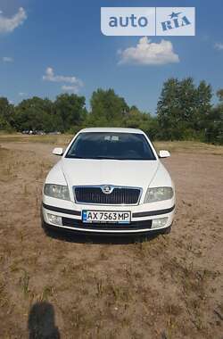 Лифтбек Skoda Octavia 2006 в Киеве