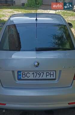 Лифтбек Skoda Octavia 2010 в 