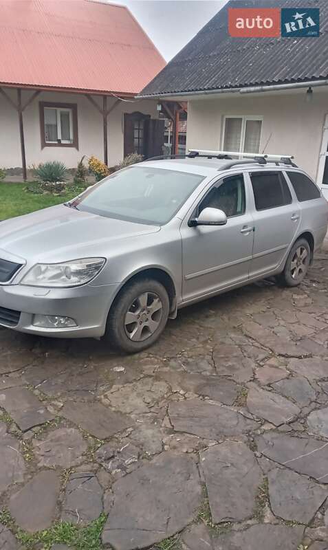 Универсал Skoda Octavia 2010 в Ужгороде