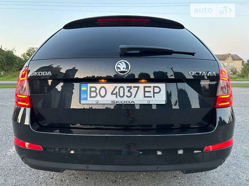 Универсал Skoda Octavia 2015 в Дубно