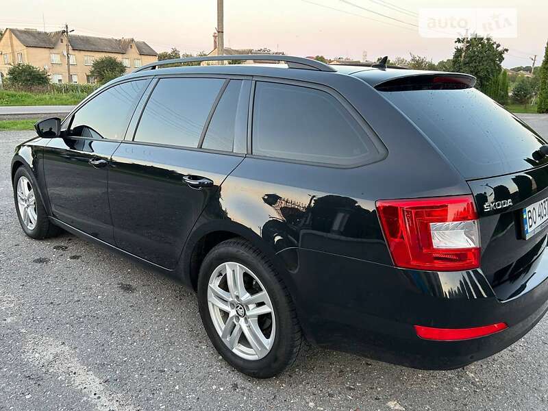 Универсал Skoda Octavia 2015 в Дубно