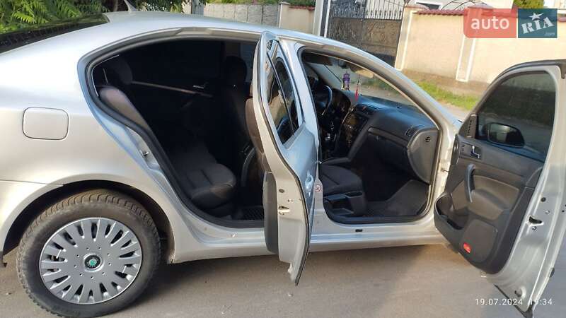 Ліфтбек Skoda Octavia 2005 в Могилів-Подільському