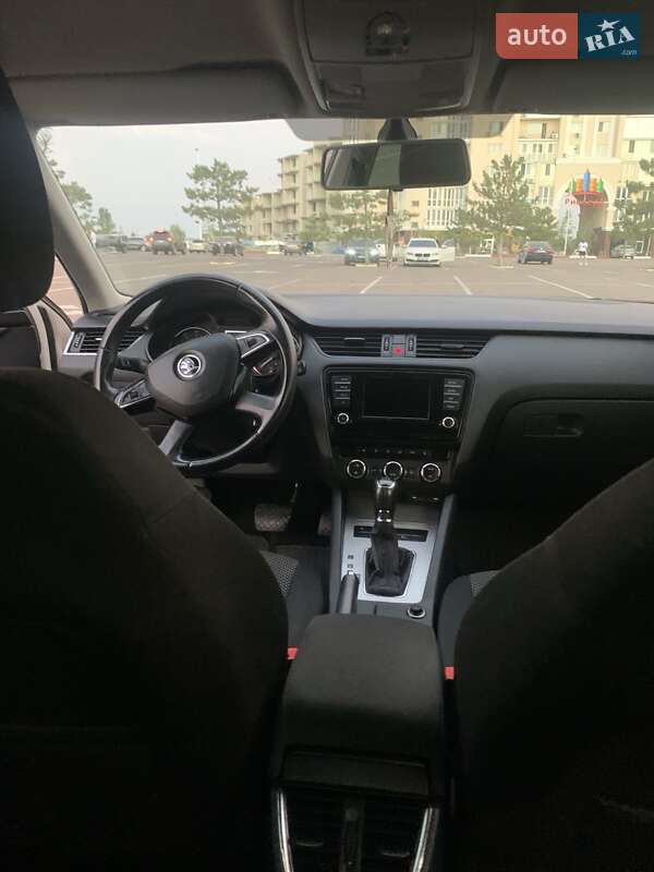 Лифтбек Skoda Octavia 2014 в Николаеве