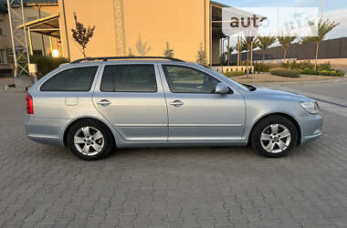 Універсал Skoda Octavia 2010 в Луцьку