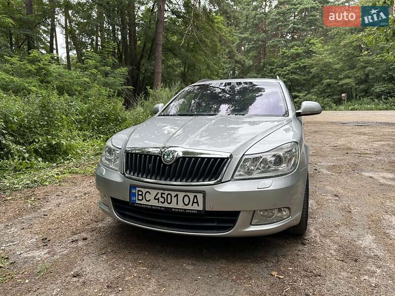 Універсал Skoda Octavia 2010 в Бродах