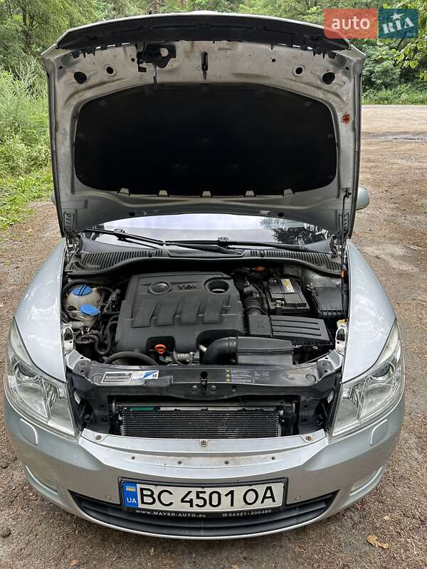 Універсал Skoda Octavia 2010 в Бродах