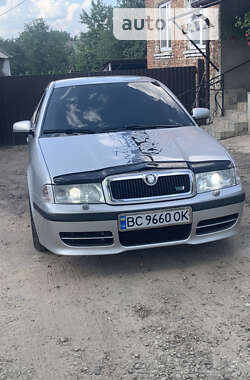 Лифтбек Skoda Octavia 2002 в Мостиске