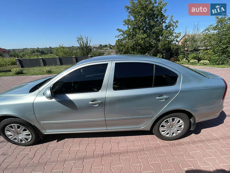 Лифтбек Skoda Octavia 2009 в Хмельницком