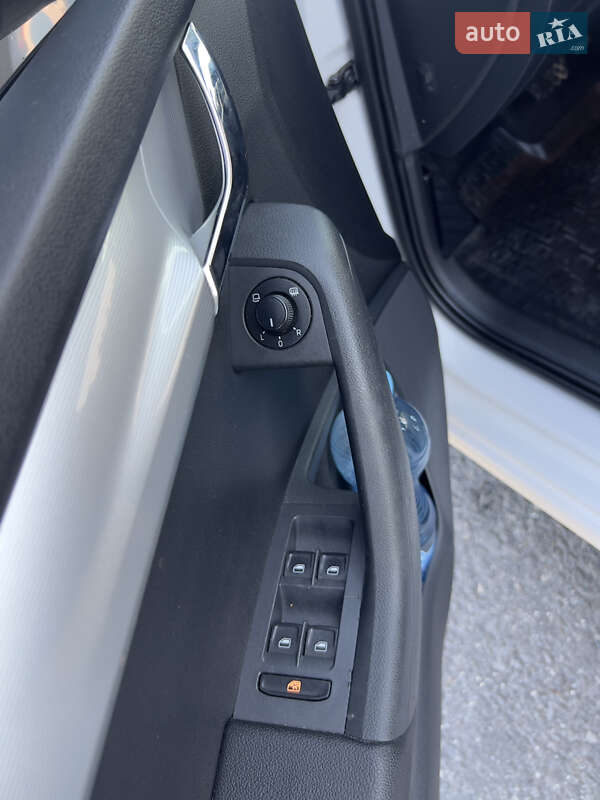 Універсал Skoda Octavia 2014 в Ужгороді фото 20 Універсал Skoda Octavia 2014 в Ужгороді