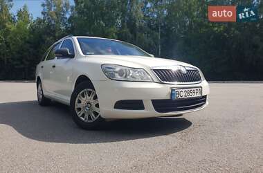 Универсал Skoda Octavia 2010 в 