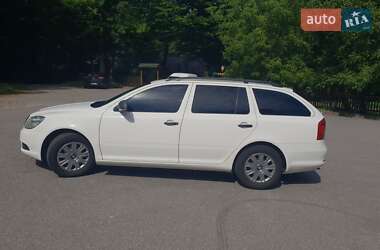 Универсал Skoda Octavia 2010 в 