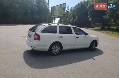 Универсал Skoda Octavia 2010 в 