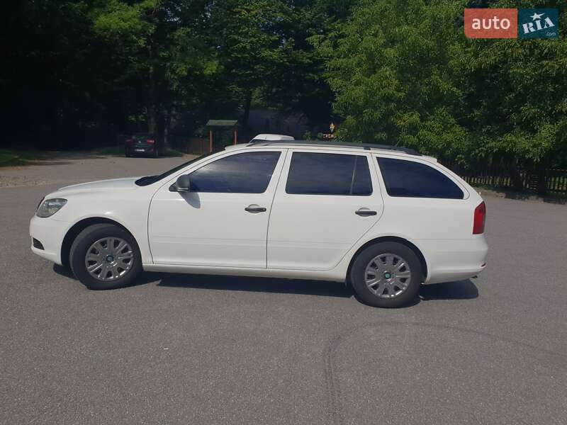 Універсал Skoda Octavia 2010 в Трускавці