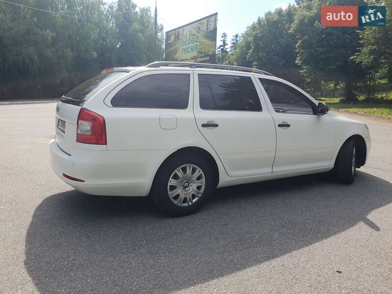 Універсал Skoda Octavia 2010 в Трускавці