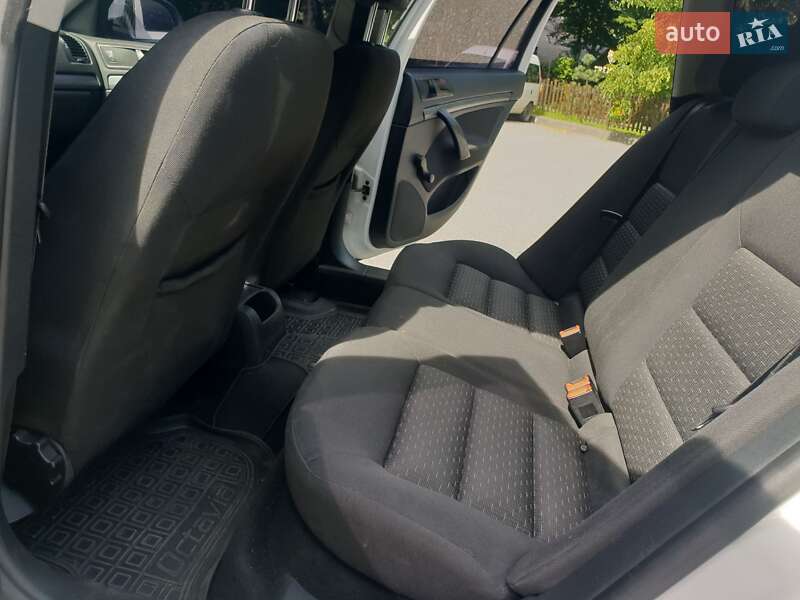 Універсал Skoda Octavia 2010 в Трускавці