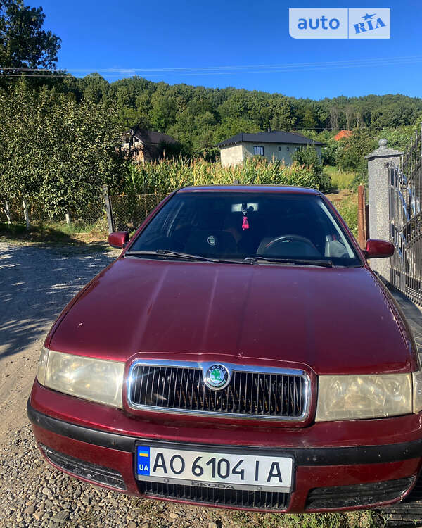 Ліфтбек Skoda Octavia 1998 в Іршаві