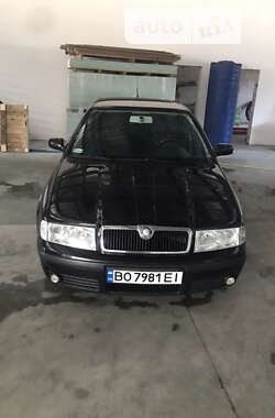 Ліфтбек Skoda Octavia 2003 в Львові