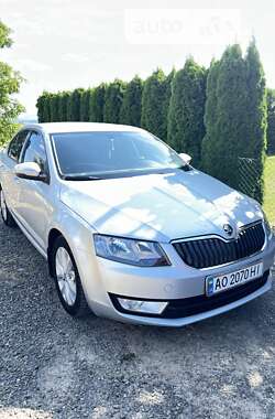 Лифтбек Skoda Octavia 2015 в Иршаве