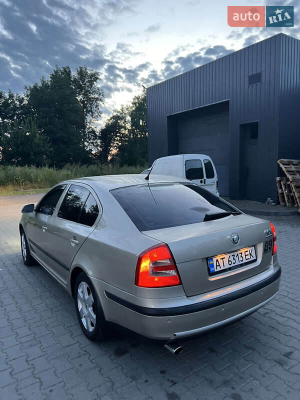 Ліфтбек Skoda Octavia 2005 в Івано-Франківську