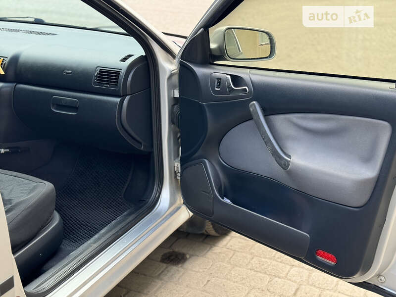 Лифтбек Skoda Octavia 2006 в Самборе