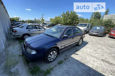 Лифтбек Skoda Octavia 1999 в Львове