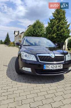 Универсал Skoda Octavia 2012 в Стрые