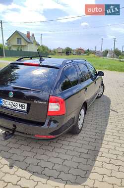 Универсал Skoda Octavia 2012 в Стрые