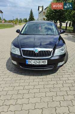 Универсал Skoda Octavia 2012 в Стрые