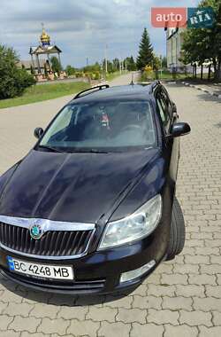 Универсал Skoda Octavia 2012 в Стрые