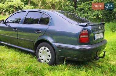 Лифтбек Skoda Octavia 1999 в 