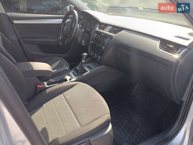 Універсал Skoda Octavia 2013 в Харкові