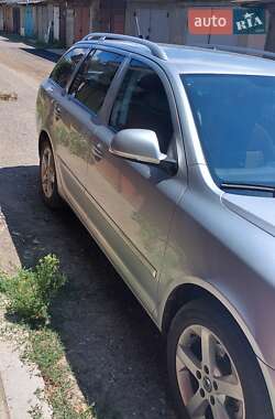 Универсал Skoda Octavia 2011 в 