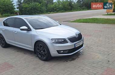 Лифтбек Skoda Octavia 2014 в 