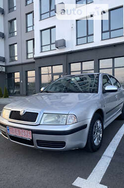 Лифтбек Skoda Octavia 2010 в Чернигове