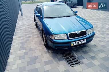 Лифтбек Skoda Octavia 2003 в 
