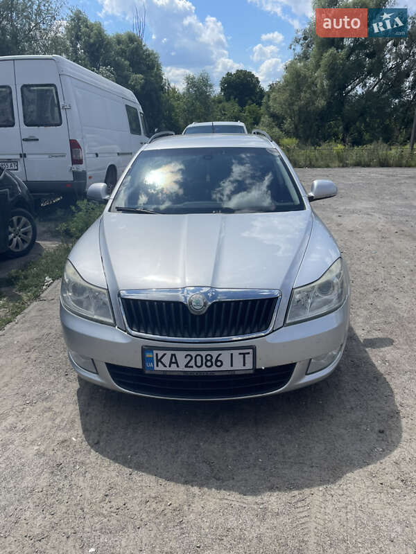 Универсал Skoda Octavia 2009 в Киеве фото 8 Универсал Skoda Octavia 2009 в Киеве